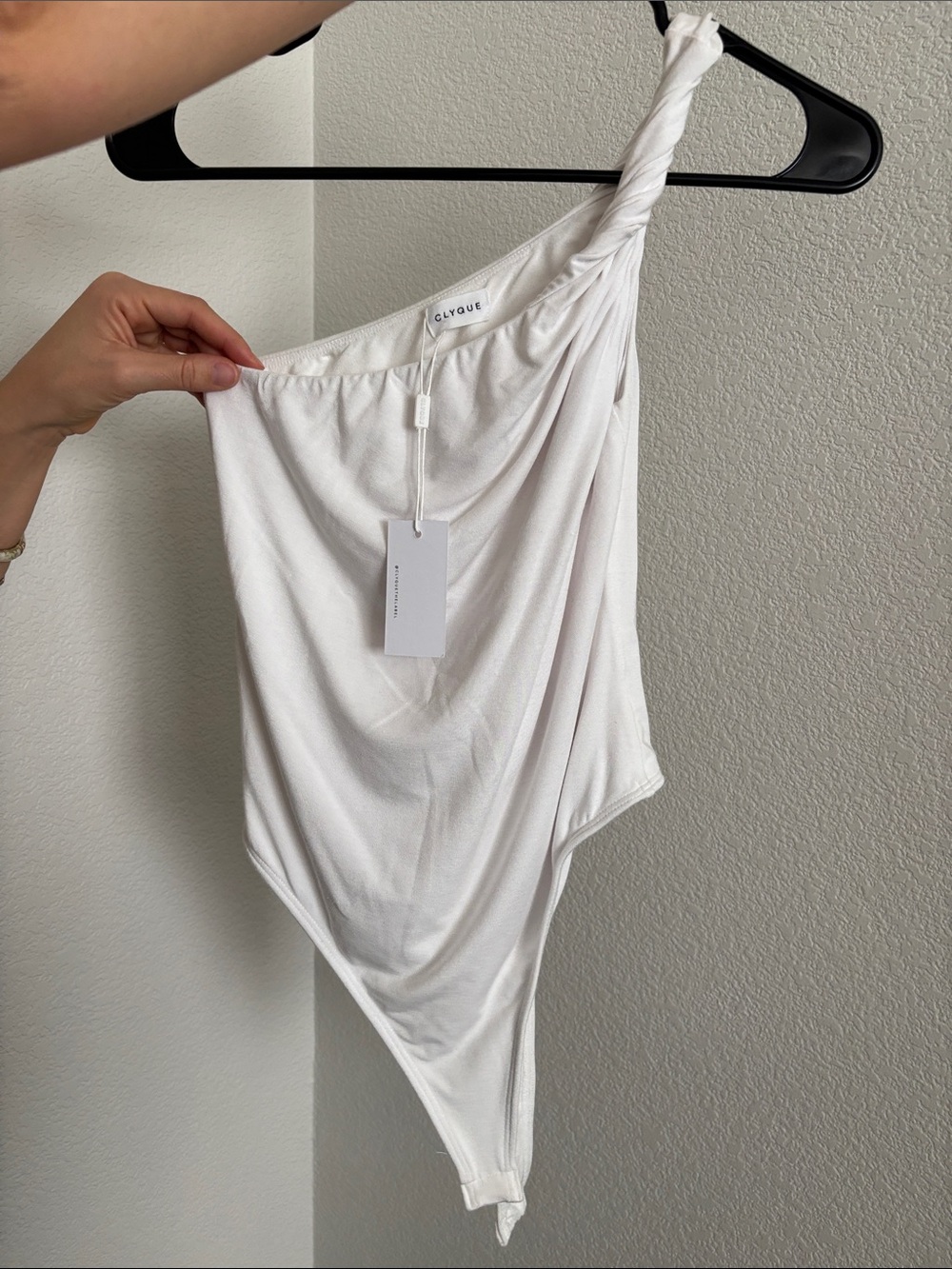 White One-Shoulder Bodysuit